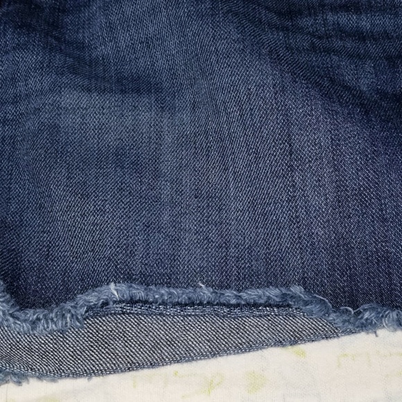 Old Navy - The Diva Jean Shorts - Picture 2 of 4